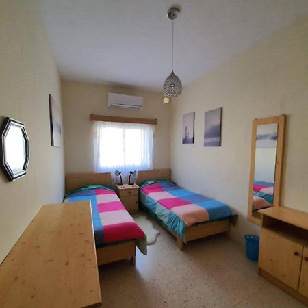 Appartamento Kennedy Court - Prime Location - Bus Terminus St. Paul's Bay Esterno foto