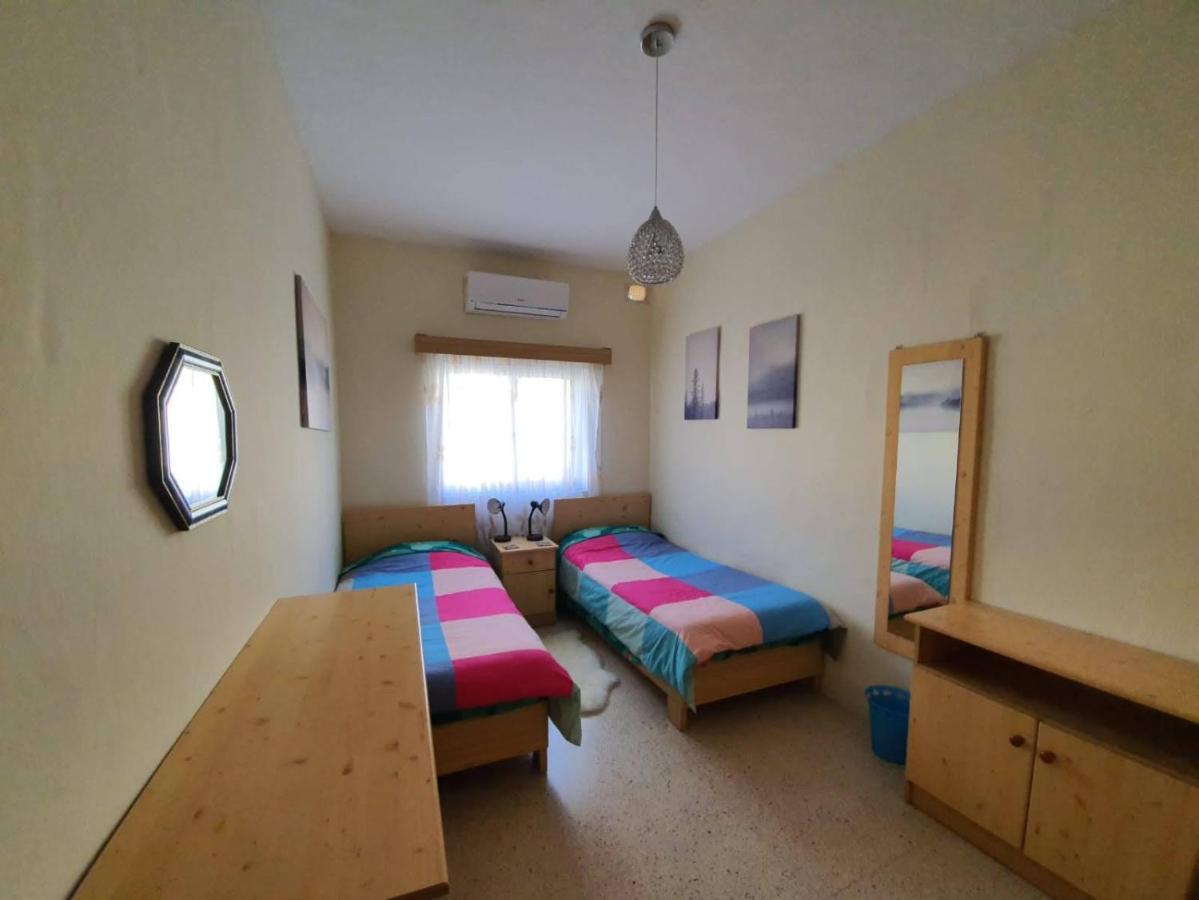 Appartamento Kennedy Court - Prime Location - Bus Terminus St. Paul's Bay Esterno foto