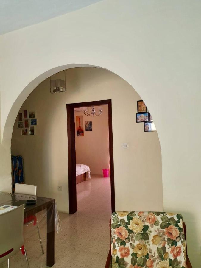 Appartamento Kennedy Court - Prime Location - Bus Terminus St. Paul's Bay Esterno foto