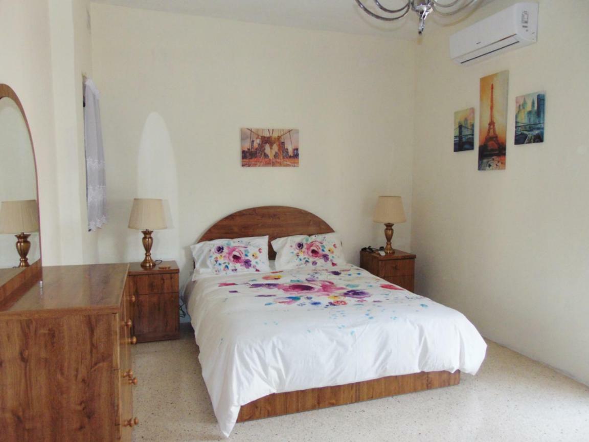 Appartamento Kennedy Court - Prime Location - Bus Terminus St. Paul's Bay Esterno foto